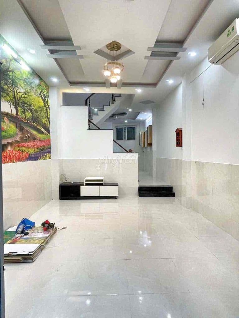 NHÀ CẠNH ĐH TÀI CHÍNH - NHÀ MỚI Ở NGAY - KHU DÂN CƯ HIỆN HỮU - NHỈNH 6