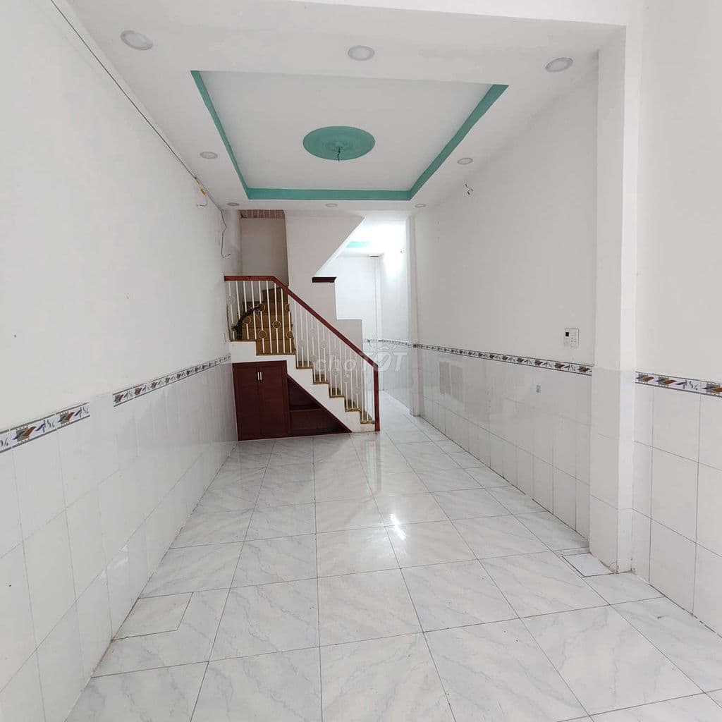 Bán gấp nhà 30m2 Nguyễn Văn Khối - Ảnh 2