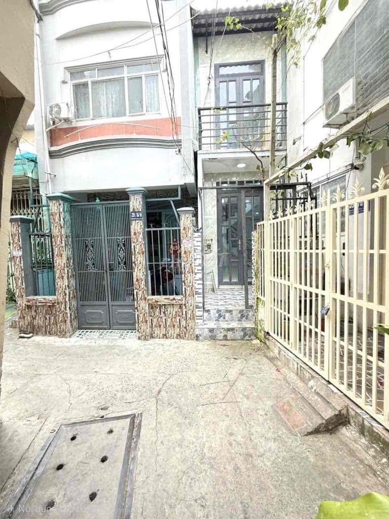 Gởi Phí 2%..Chính chủ bán nhà đẹp vào ở ngay, hẻm 4m..Trệt lầu 3 p.ngủ - Ảnh 2