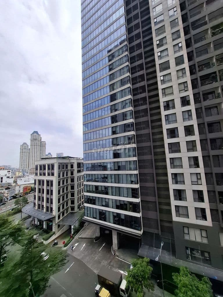 Cần bán căn hộ Chung cư 90 Nguyễn Hữu Cảnh, Giáp quận 1, 2 PN 4,15 Tỷ