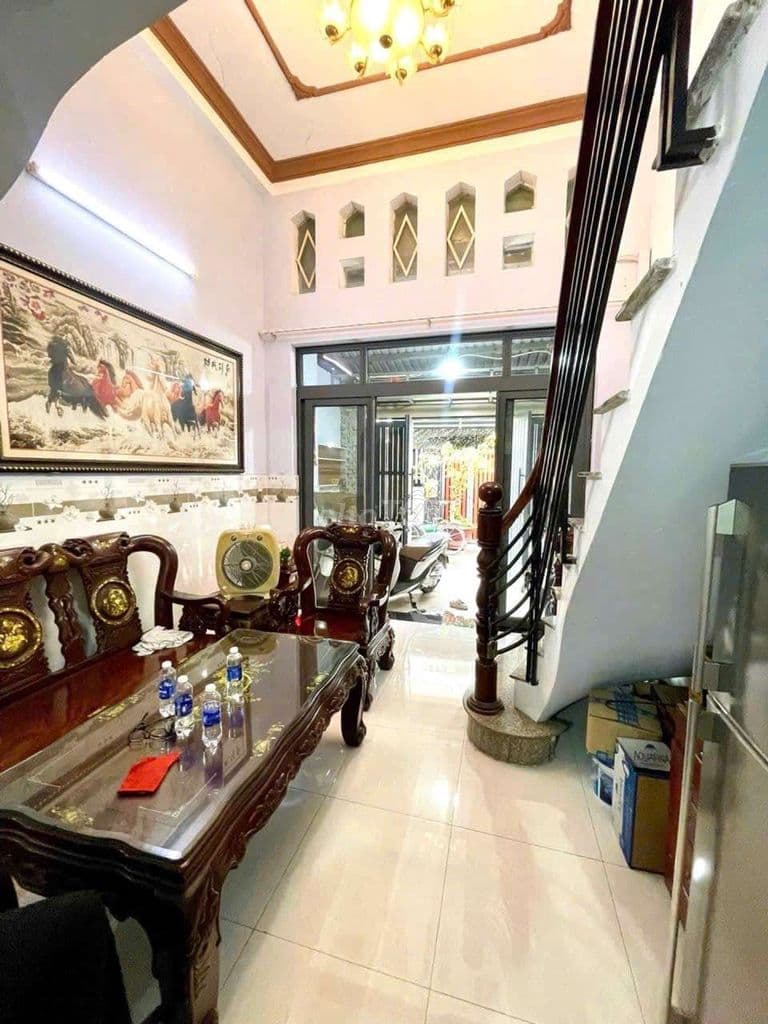 BÁN NHÀ HẺM XE HƠI QUẬN 12, KẾ BÊN TRẠM SẠC Ô TÔ CỰC TIỆN, CHỈ 4.X TỶ - Ảnh 2