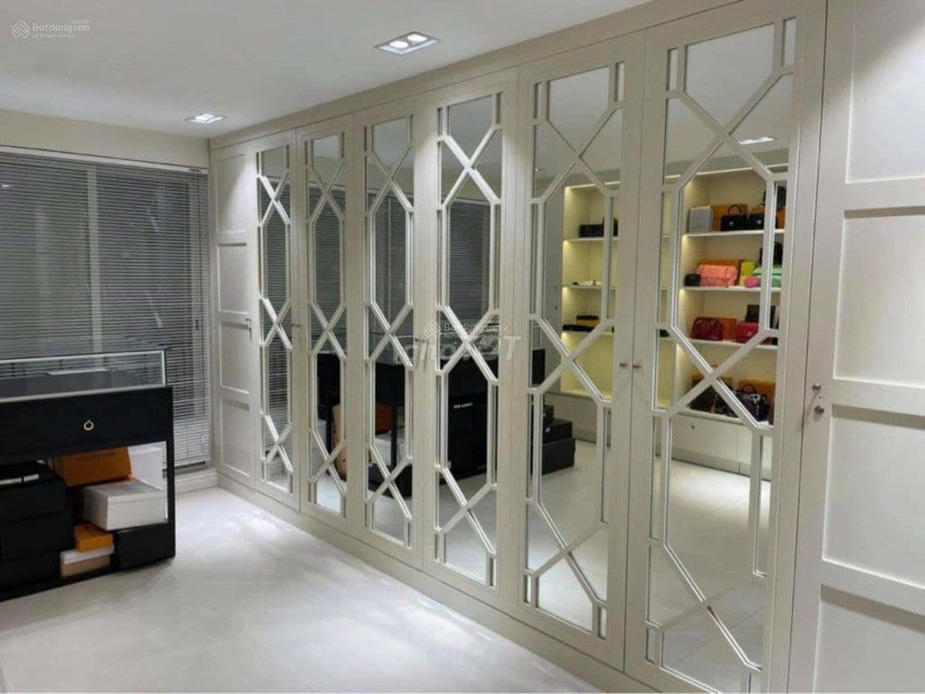 Nhà hẻm VIP Sư Vạn Hạnh 120m2, 6x20m, 4 tầng, 25 tỷ - Ảnh 3
