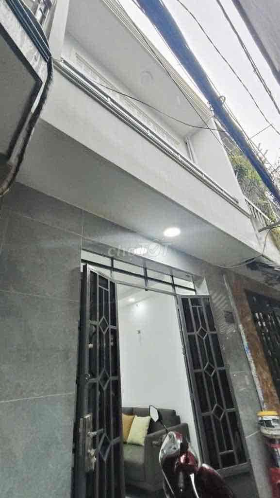 NHÀ NHỎ LÊ ĐỨC THỌ DTSD 48M 2 TẦNG 2PN