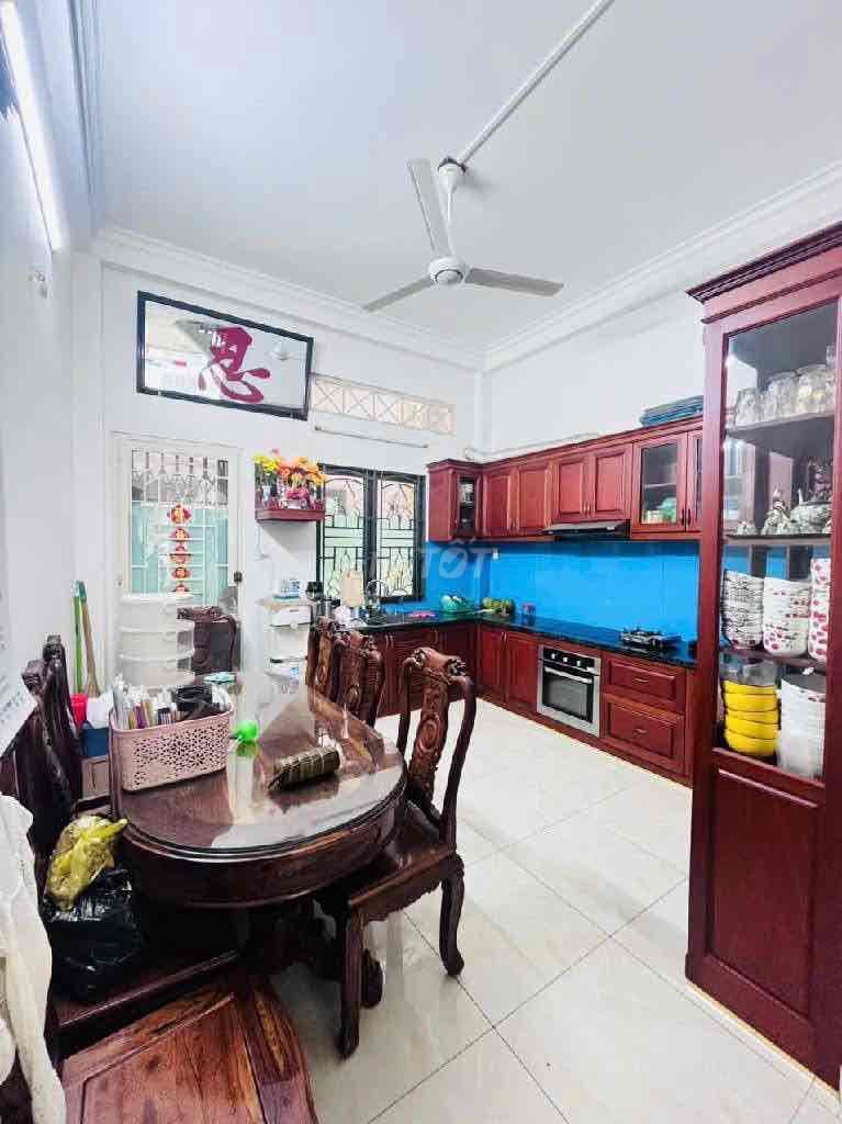 Nhà 4 Tầng 64m2 mặt tiền đường 320 Bông Sao P5 Q8 - Ảnh 2