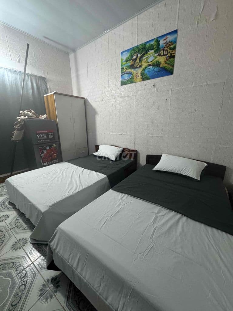 Phòng cho thuê tại láng khép kín, gần ĐH ngoại thương, nhiều phòng