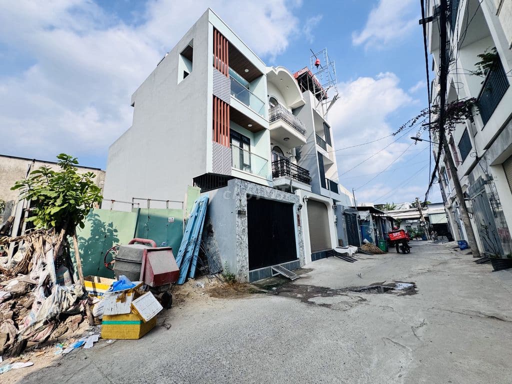 P. Bình Chiểu, HXH, chính chủ 20 năm, 2T 72m2 R4.5m bán chỉ 3.7 tỷ.