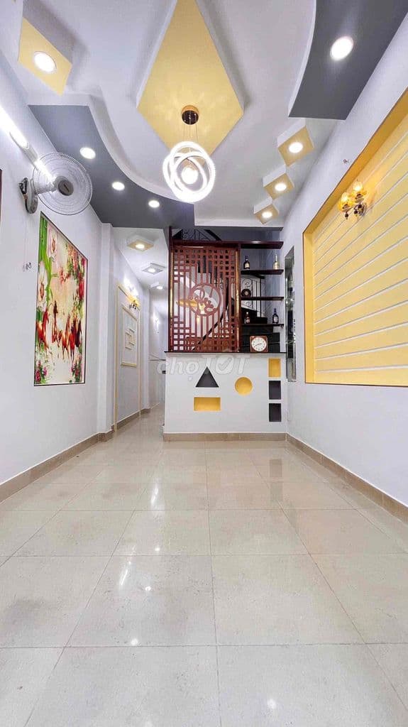 5.95 tỷ 3 TẦNG MỚI - HẺM XE HƠI gần ngã tư Lạc Long Quân - Âu Cơ - Ảnh 2