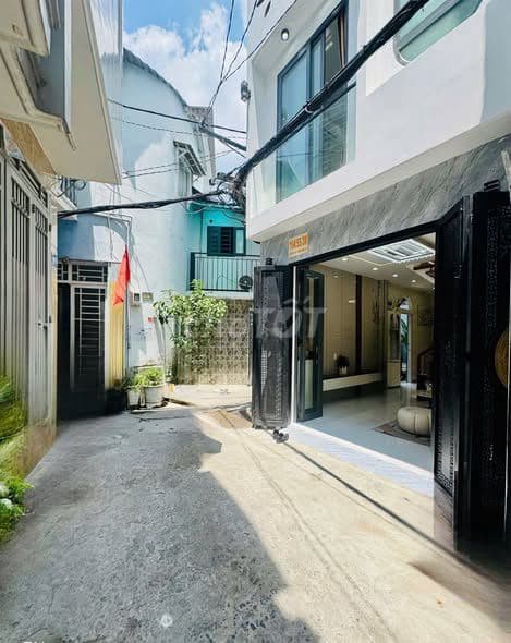 5,68 Tỷ Còn TL nhà mới ở liền 2 lầu đúc 3pn hẻm trước nhà rộng 4m - Ảnh 2