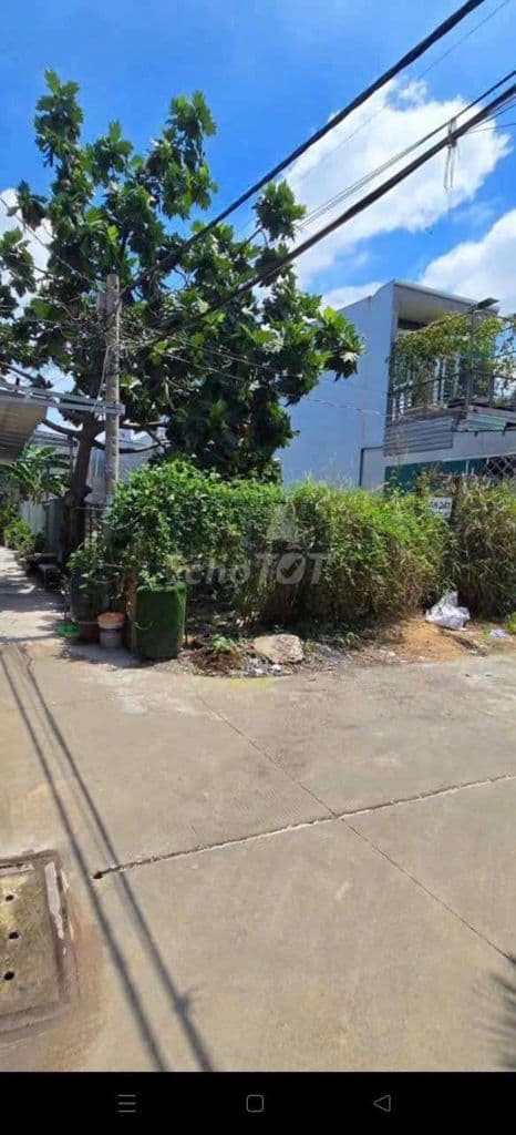 ĐẤT THỔ CƯ 8,6 X26 MẶT TIỀN HẺM THÔNG NGAY NGÃ NĂM VĨNH LỘC
