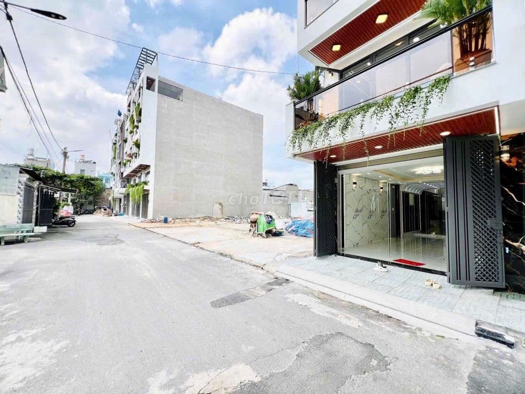 Siêu phẩm 4x20m Thang máy 450kg, đường 8m Tô ký gần ĐHGTVT - Ảnh 3