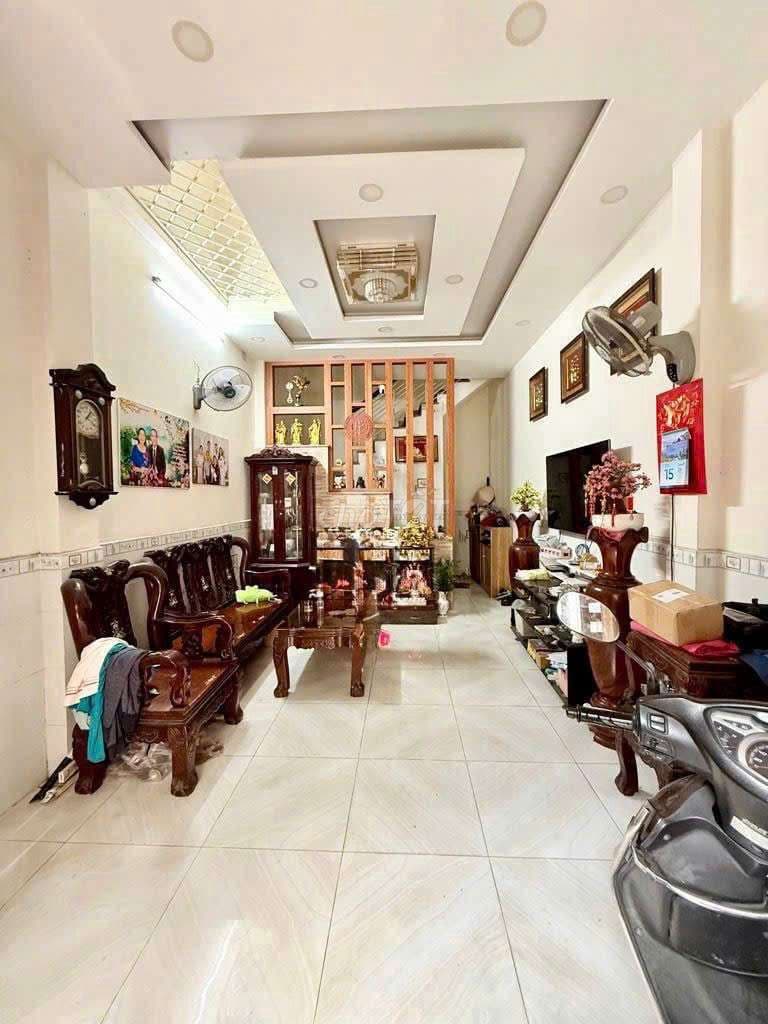 Bán nhà hẻm 6m xe hơi Phú Thọ Hoà 4x16 , 3 tầng chỉ 6,75 tỷ TL - Ảnh 2