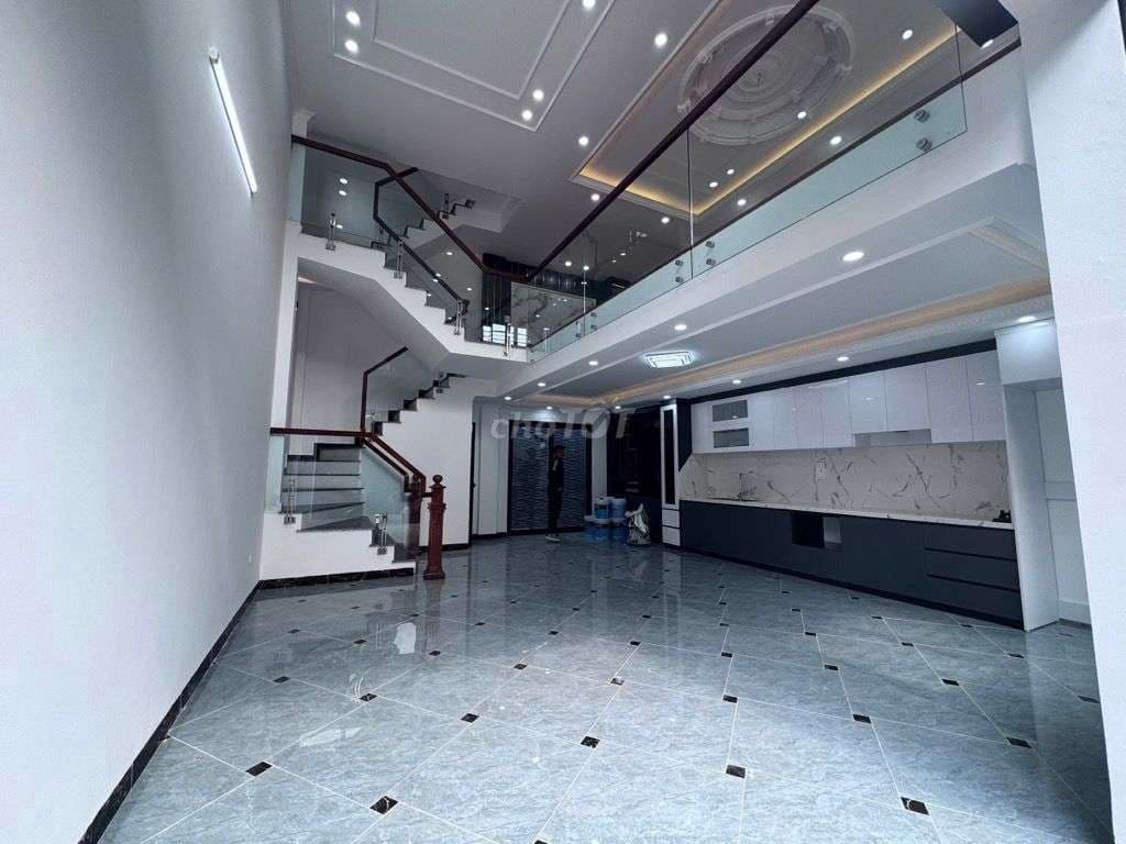 Bán nhà Giải Phóng xây mới cứng 60m² 5 tầng rộng rãi -Kinh Doanh Oline - Ảnh 2