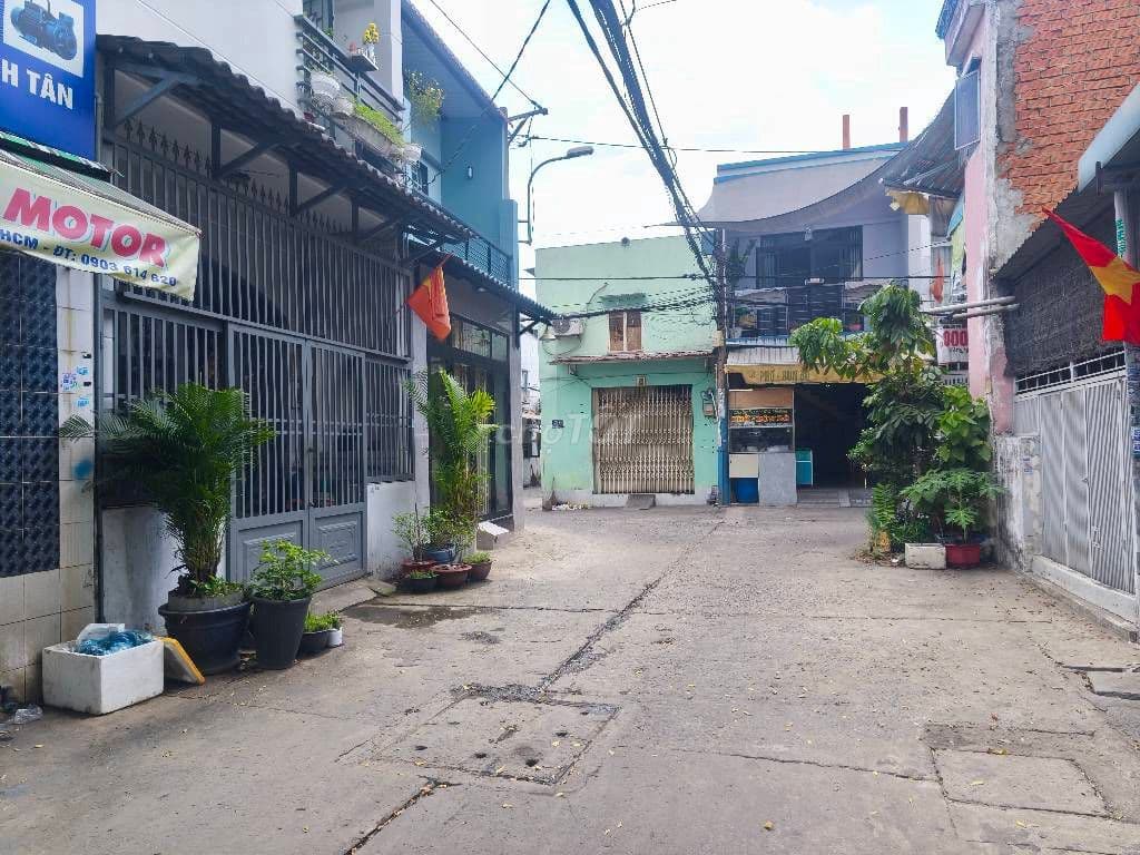 NHÀ 2 TẦNG MỚI XÂY - LÔ GÓC 2 MẶT TIỀN, THÍCH HỢP BUÔN BÁN KINH DOANH - Ảnh 2