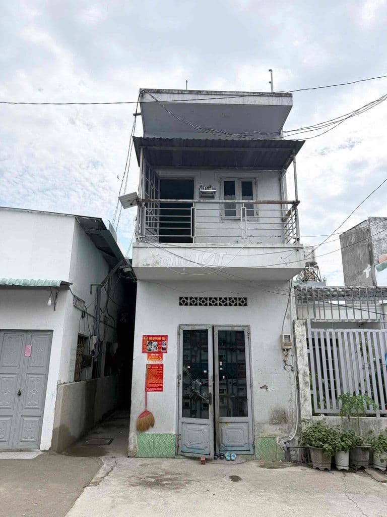 Chính Chủ, Nhà đúc lầu 4,5x17 Lê Văn Khương, kèm 3 phòng trọ