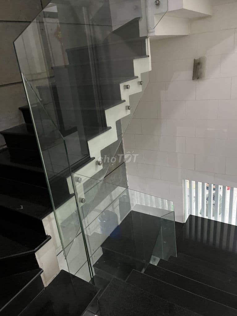 Bán Nhà Đường Lê Bôi 1 Trệt 3 Lầu Giá Chỉ 16.3 Tỷ - Ảnh 2