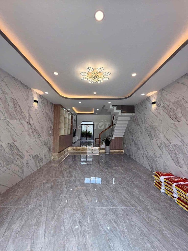 🏡BÁN NHÀ FULL NỘI THẤT👉 NHƯ HÌNH👉GẦN CHỢ ĐẦU MỐI - Ảnh 2