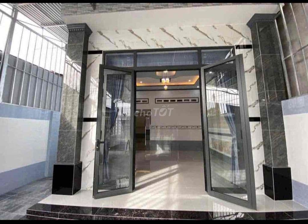 Bán nhà cấp 4 sổ hồng riêng gần chợ Phú Lạc giá 1tỷ230triệu - Ảnh 2