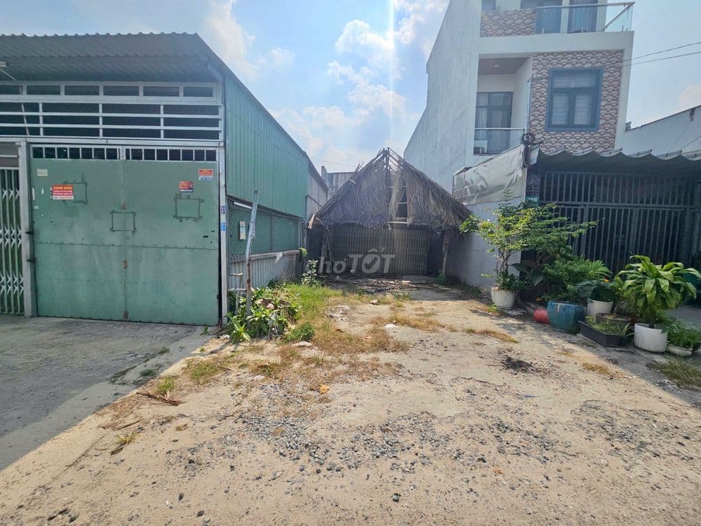 CHÍNH CHỦ CẦN BÁN GẤP CĂN NHÀ NÁT 157M2(6x25) CHỈ 990 TRIỆU