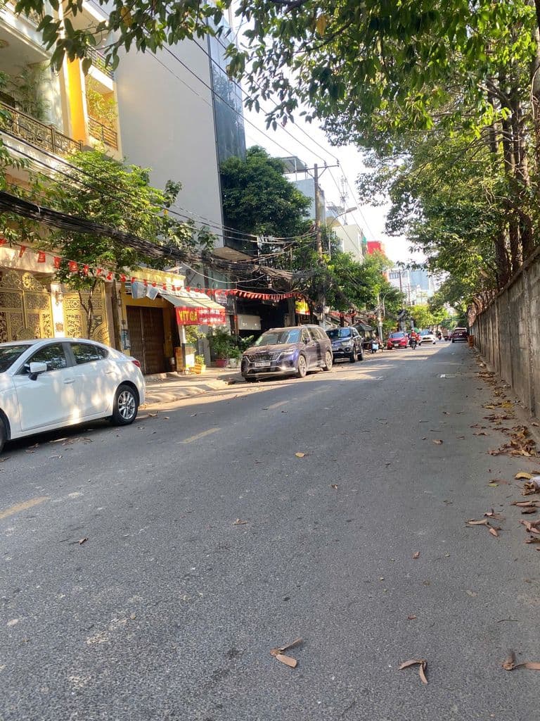 CHỦ NGỢP! BÁN NHÀ MỚI HOÀNG VĂN THỤ - 4,5mx19 - 9.5 TỶ TL