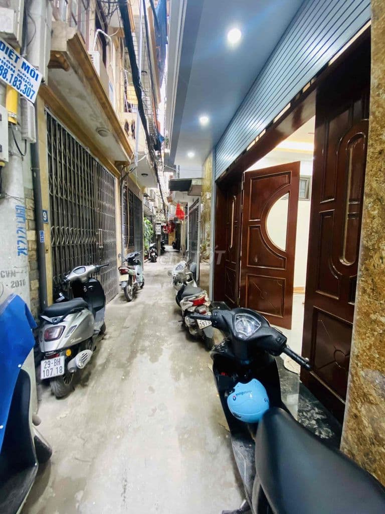 10 Tỷ Đại La, Minh Khai 45m2, 5 tầng mặt tiền 5m - Ảnh 2