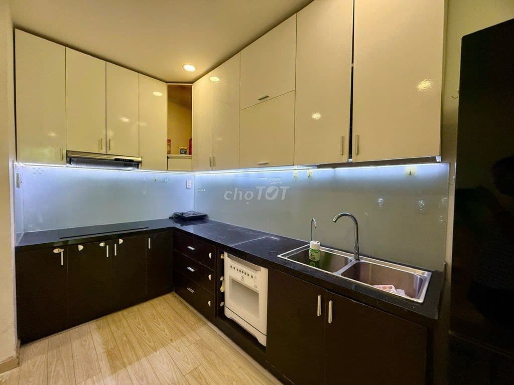 Bán căn hộ 2PN 2WC, 88m2 view thoáng mát, nhà đẹp full nội thất ở liền - Ảnh 2