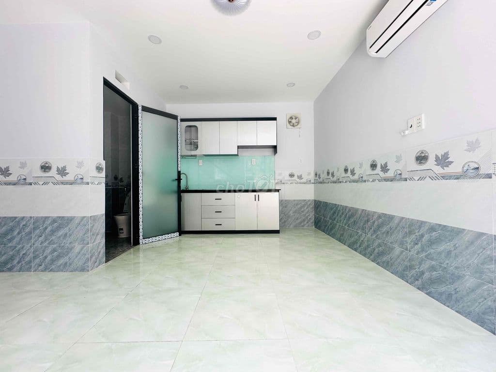 nhà xây mới hoàn công sổ hồng tao tay 5.căn gần Chợ APĐ Q.12