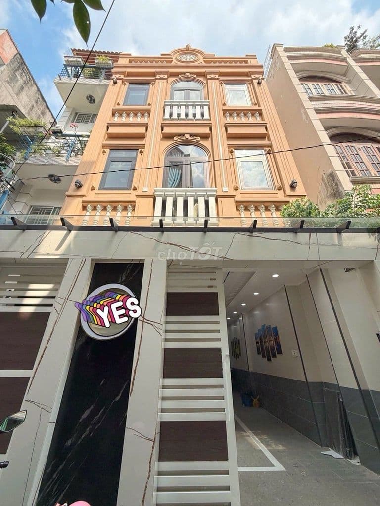 Duy tân phú nhuận – 5 tầng thang máy – thu nhập >1 tỷ/năm