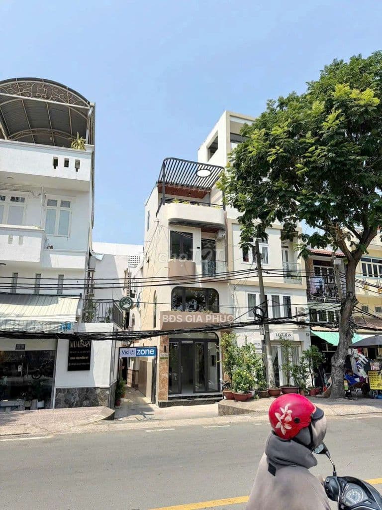 Siêu Phẩm Mặt tiền Hoàng Sa Full Nội Thất View Sông Đẳng Cấp