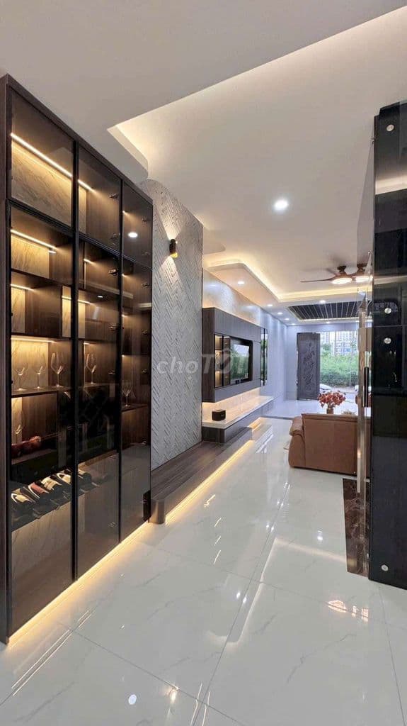 NHÀ PHỐ CAO CẤP CÓ THANG MÁY - Ảnh 3