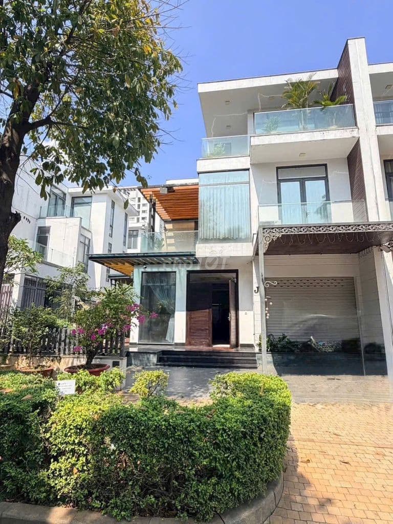 Bán Nhanh Biệt Thự Lucasta Khang Điền Q.9 dt 10*17,5 full nội thất xịn - Ảnh 2