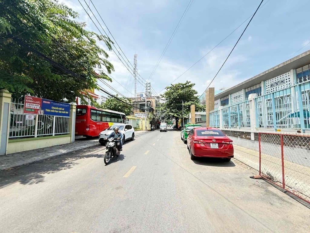 ĐẤT Tặng Nhà - 350 Nguyễn Văn Lượng - Sát Lotte - Hẻm Xe Hơi - 5.5x10 - Ảnh 3