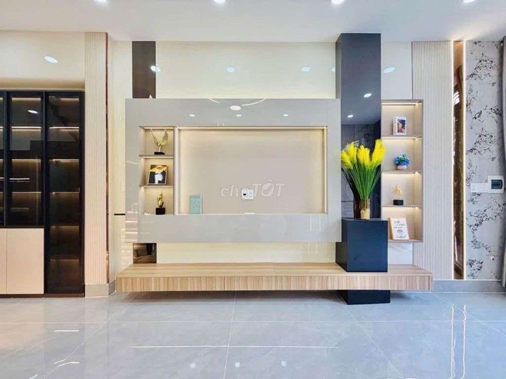 Nhà hẻm xe hơi, 3 tầng Phan Huy Ích, chỉ 6,65 tỷ - Ảnh 3