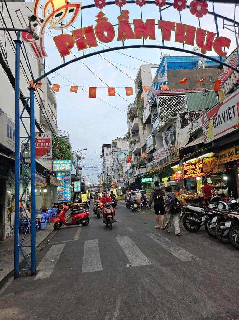 Bán Nhà 3 Tầng MT Đường Lê Đại, F Phú Thọ Hòa, Quận Tân Phú Giá Rẻ