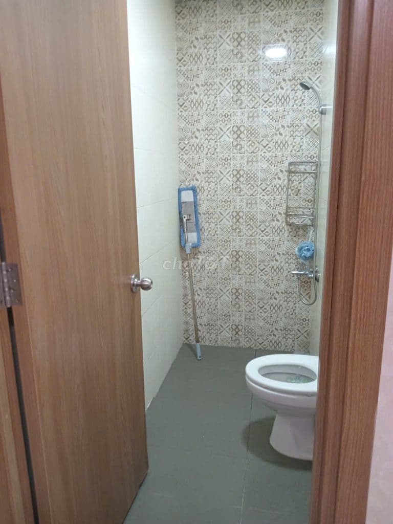 Cần tiền bán gấp chung cư Summer Square 2 phòng ngủ sổ hồng sẵn - Ảnh 2