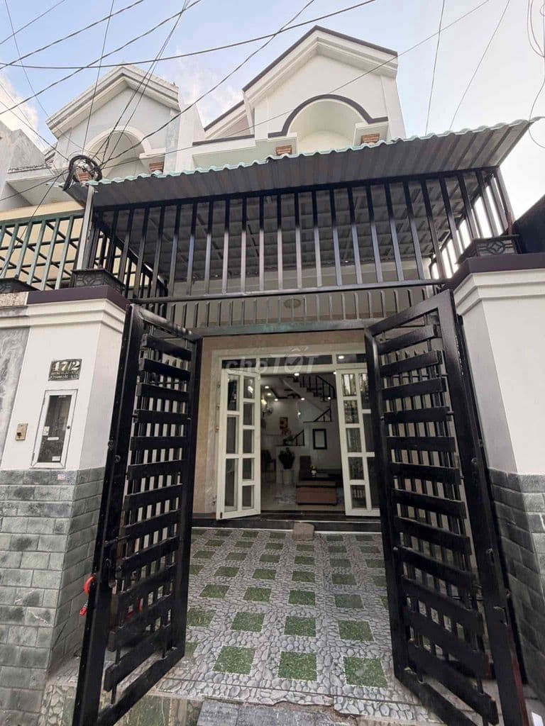Nhà 1 Lầu 59m2, Hẻm 6M, gần Ngã Tư Ga, Nhà Đẹp ở ngay. giáp Gò Vấp