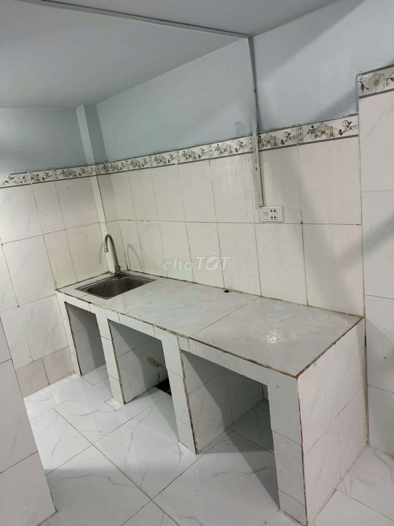 bán nhà nguyên căn giá rẻ 1 trệt 1 gác lững 2 phòng ngủ.1 wc - Ảnh 2