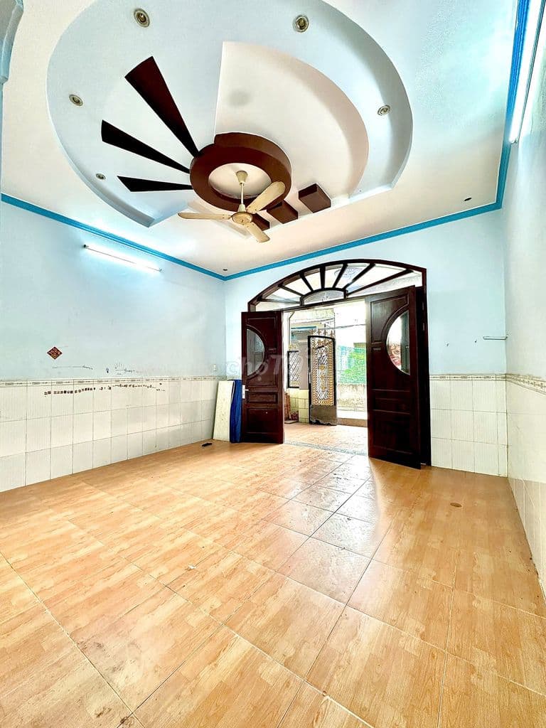 BÁN ĐẤT TẶNG NHÀ DT LỚN 65M2 - SHR VAY BANK NGAY CHỢ BÀ HOM, BÌNH TÂN - Ảnh 2