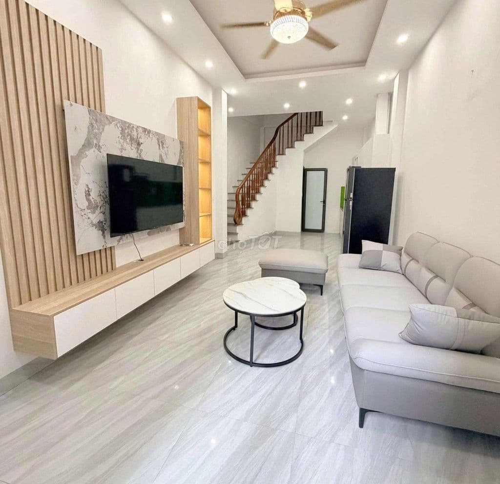 Chính chủ gửi bán nhà đẹp 5 tầng 32m full đồ Yên Nghĩa Hà Đông 4ty7