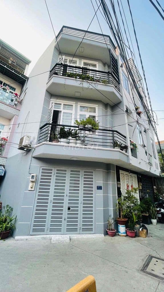 bán nhà 3 lầu góc 2 mặt tiền 3.5mx14m giá 6.5 tỷ