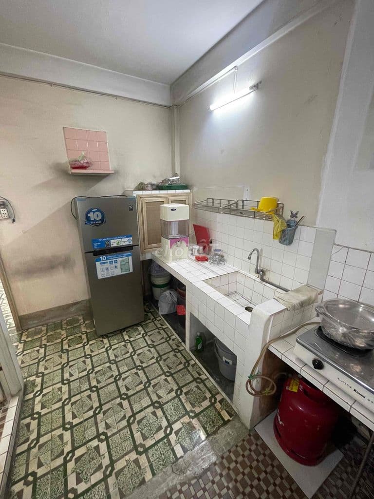 Q5 Chung cư xóm cải lầu 2 - SHR - gần BV ĐHYD Giá chỉ 2.48 tỷ - Ảnh 3