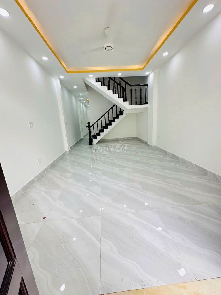 Global City! Nhà đẹp 3 Tầng vào ở ngay 9tỷ Đường thông 8m Phước Long B - Ảnh 3