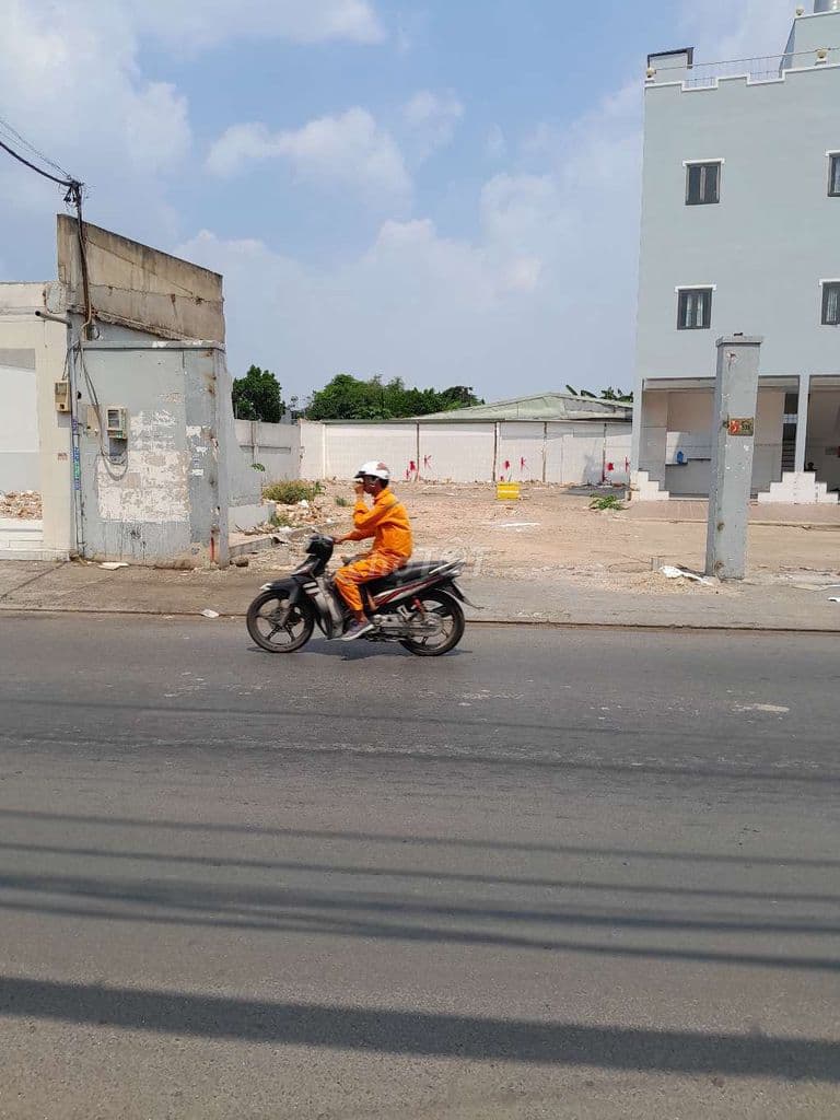 Đất 5,88 x 35m (200,6m2) Mặt tiền Trần Văn Mười kinh doanh sầm uất