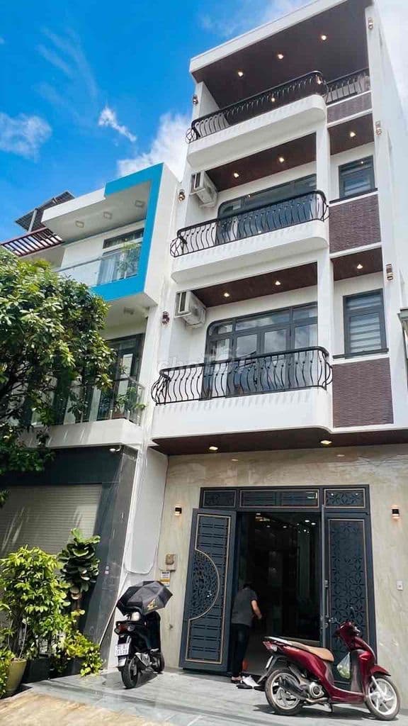 🏡🏡Chỉ 8,x Tỷ - A/C Sở Hữu Căn Nhà 4 Tầng - Ngay MTKD Gần Aeon Mail Tân