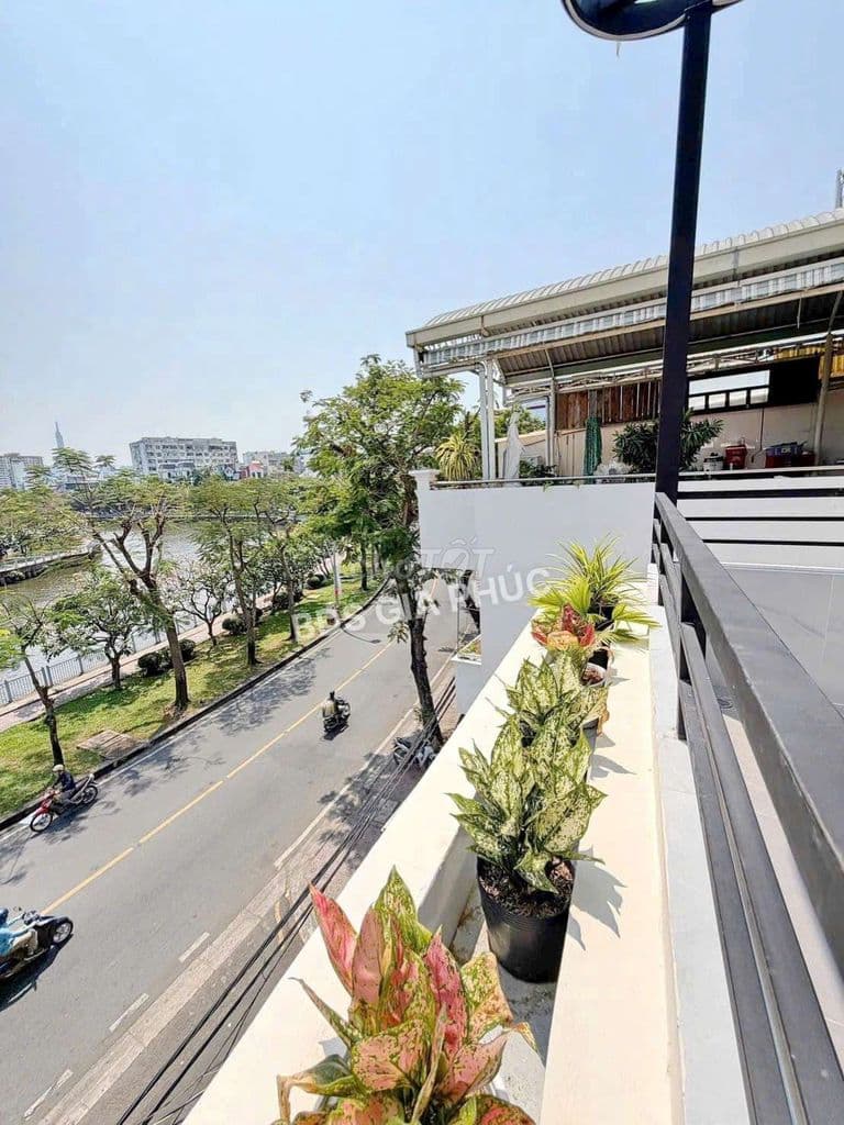 Siêu Phẩm Mặt tiền Hoàng Sa Full Nội Thất View Sông Đẳng Cấp - Ảnh 3