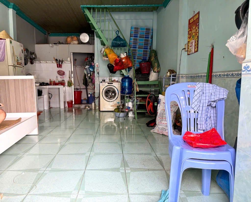 BÁN NHÀ MẶT TIỀN KINH DOANH ĐƯỜNG SỐ 4, LINH XUAN- DÒNG TIỀN 6TR/THÁNG