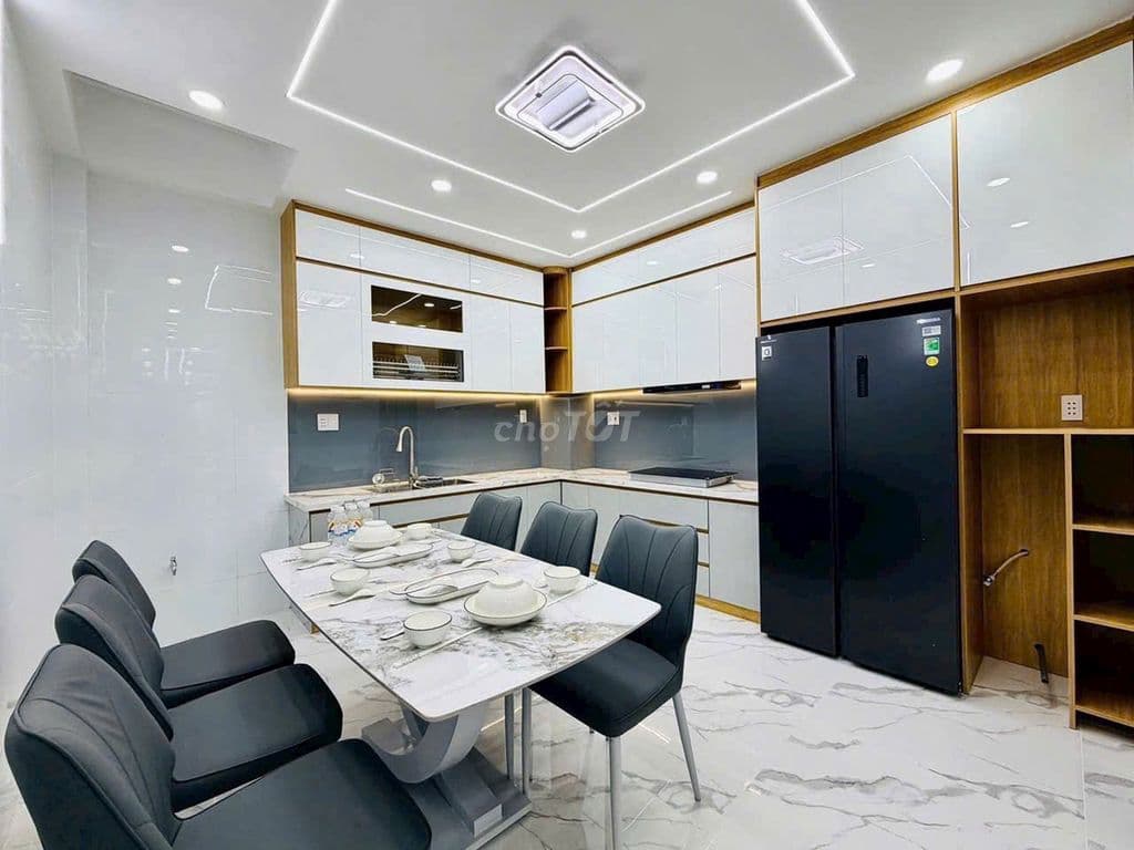 Nhà 60m hẻm oto Chu Văn An, Bình Thạnh xây 1 trệt 2 lầu. Sổ riêng sẵn