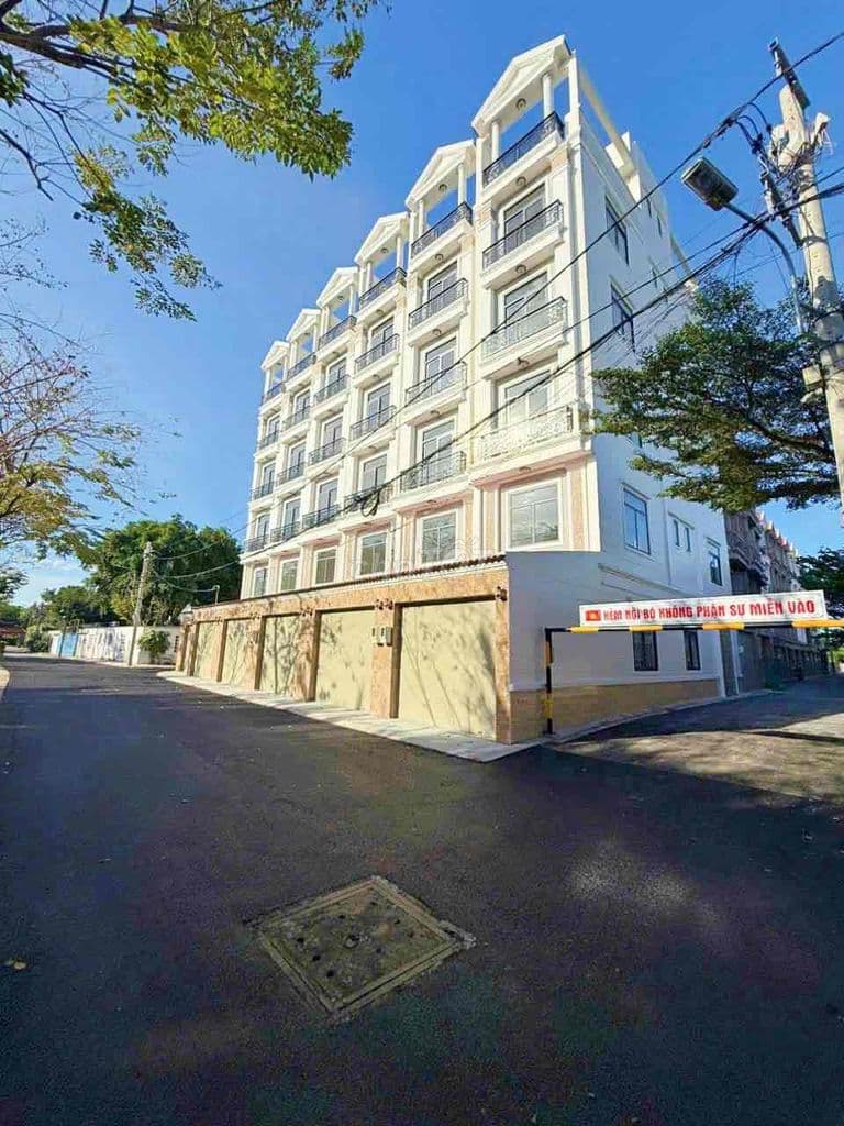 NHÀ PHỐ CỰC ĐẸP NGAY VẠN PHÚC CITY , ĐƯỜNG THÔNG 10M SÁT SÔNG SG, SHR - Ảnh 2