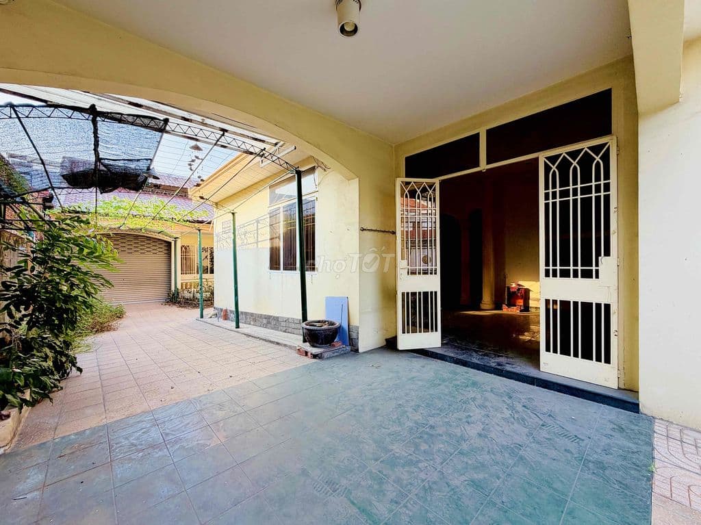 Villa Cổ hơn 20 năm 462m ngang 14m dài 33m - Ảnh 3