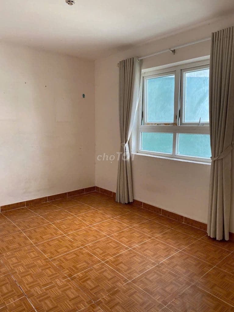 CẦN BÁN GẤP CC 8X ĐẦM SEN CĂN 1PN 49M2, SỔ HỒNG GIÁ 2TY4 có BANCON - Ảnh 2
