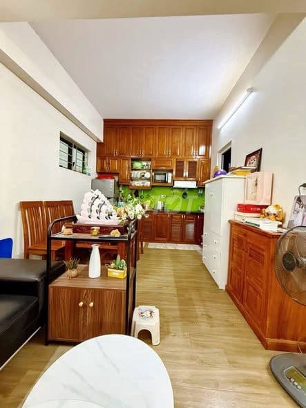 Căn hộ chung cư Linh Đàm 70m2 giá hơn 5 Tỷ - Ảnh 2